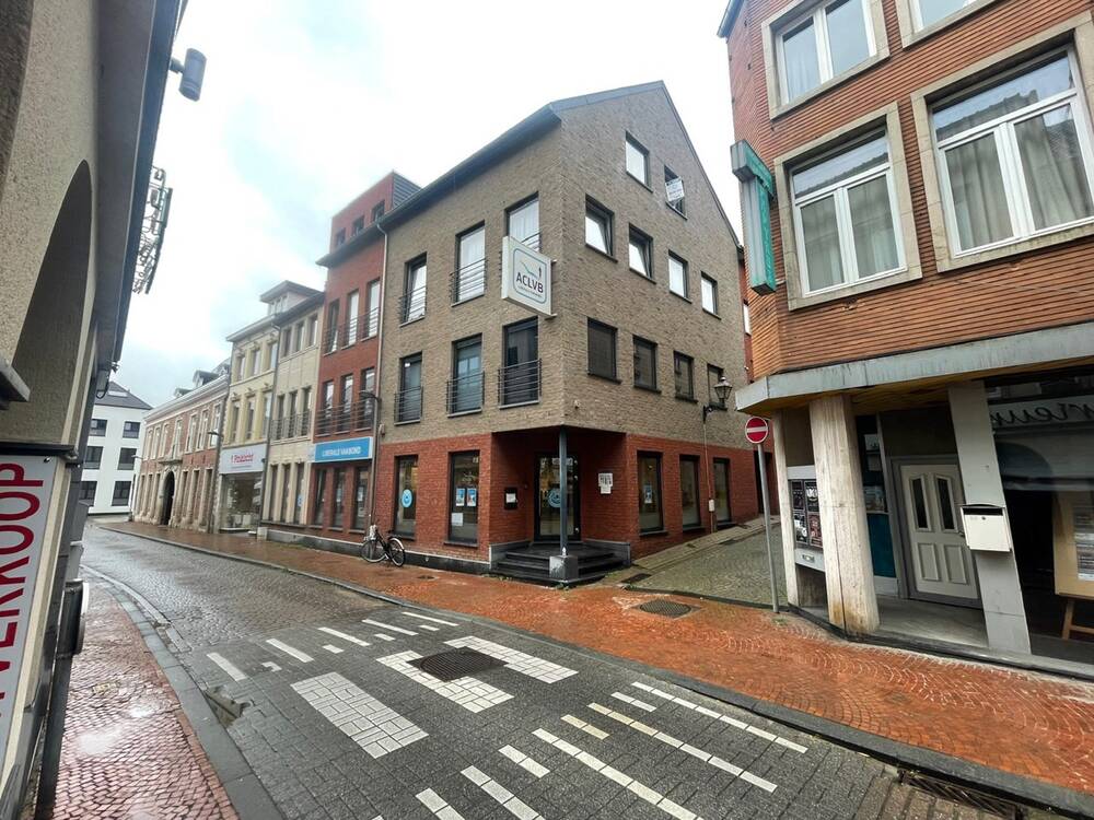 Appartement te  koop in Tienen 3300 225000.00€ 2 slaapkamers m² - Zoekertje 175895