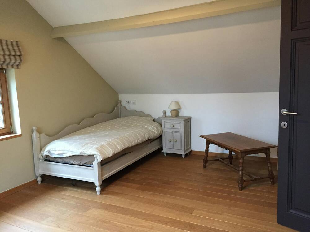 Appartement à louer à Ternat 1740 360.00€ 1 chambres 325.00m² - Annonce 82049