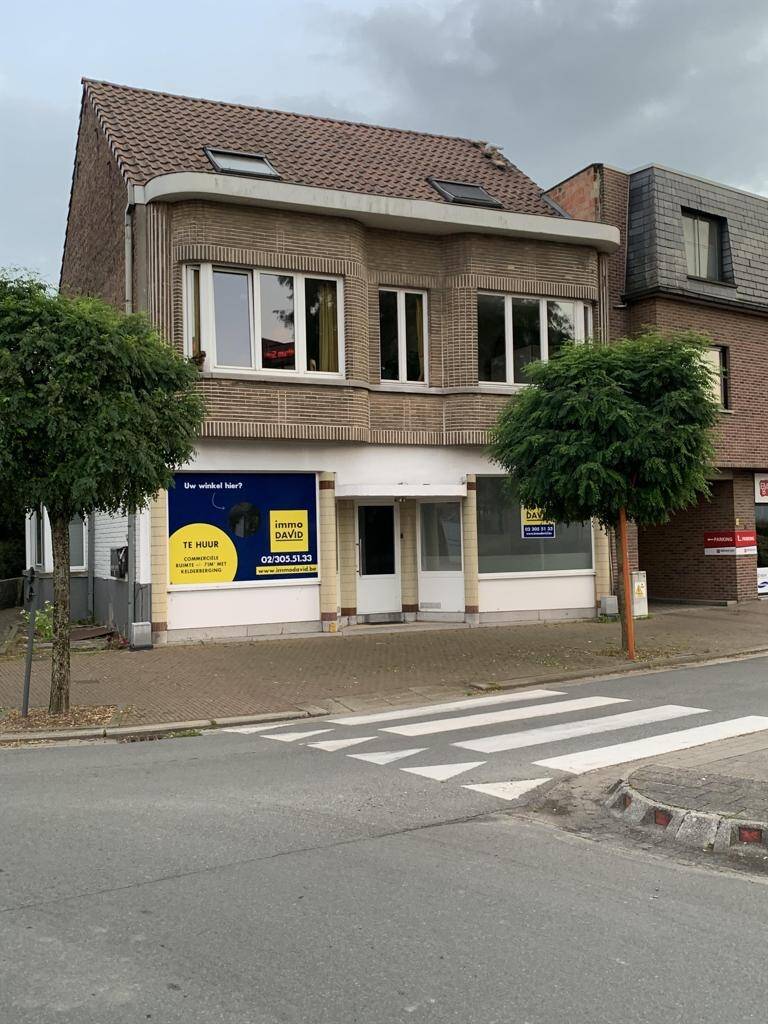 Commerce à louer à Sint-Katherina-Lombeek 1742 975.00€  chambres 71.00m² - Annonce 2613