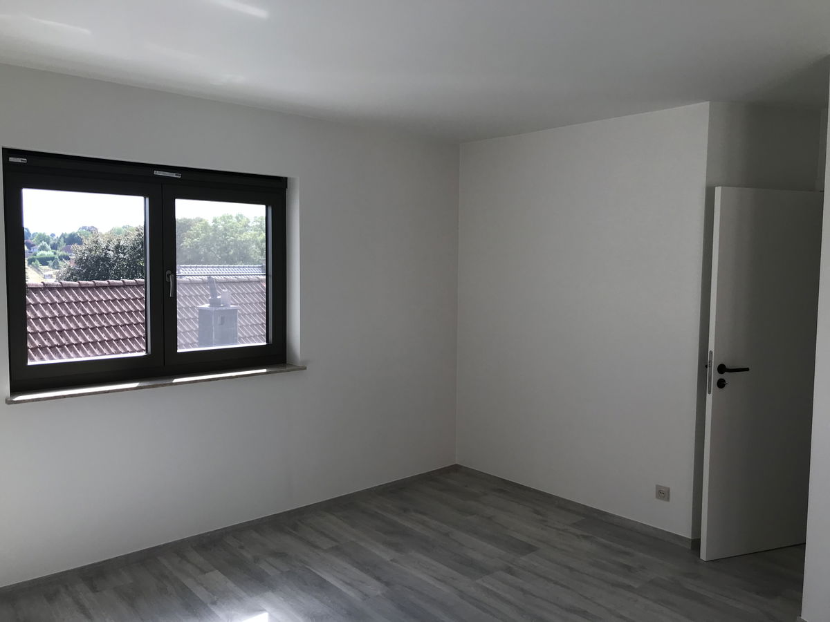 Appartement à louer à Overijse 3090 950.00€ 2 chambres m² - Annonce 274458