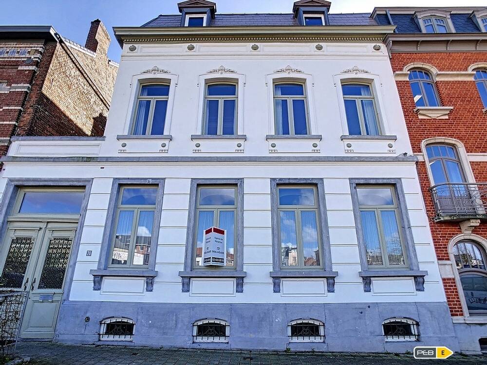 Maison de maître à vendre à Braine-l'Alleud 1420 985000.00€ 5 chambres 310.00m² - Annonce 5069