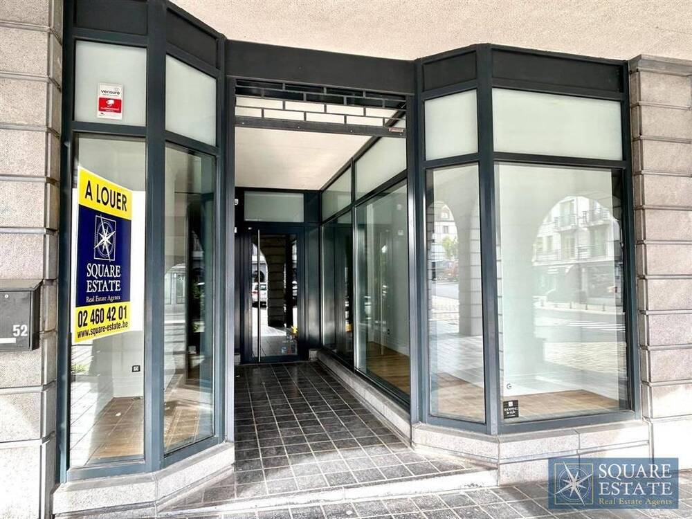 Commerce à louer à Wemmel 1780 1750.00€  chambres m² - Annonce 14442