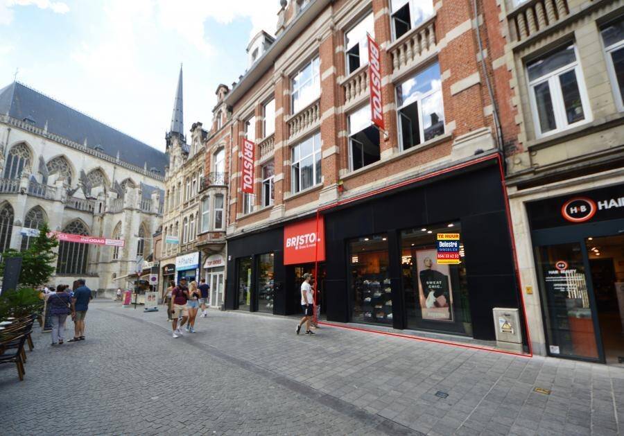 Commerce à louer à Louvain 3000 5696.00€  chambres m² - Annonce 22202