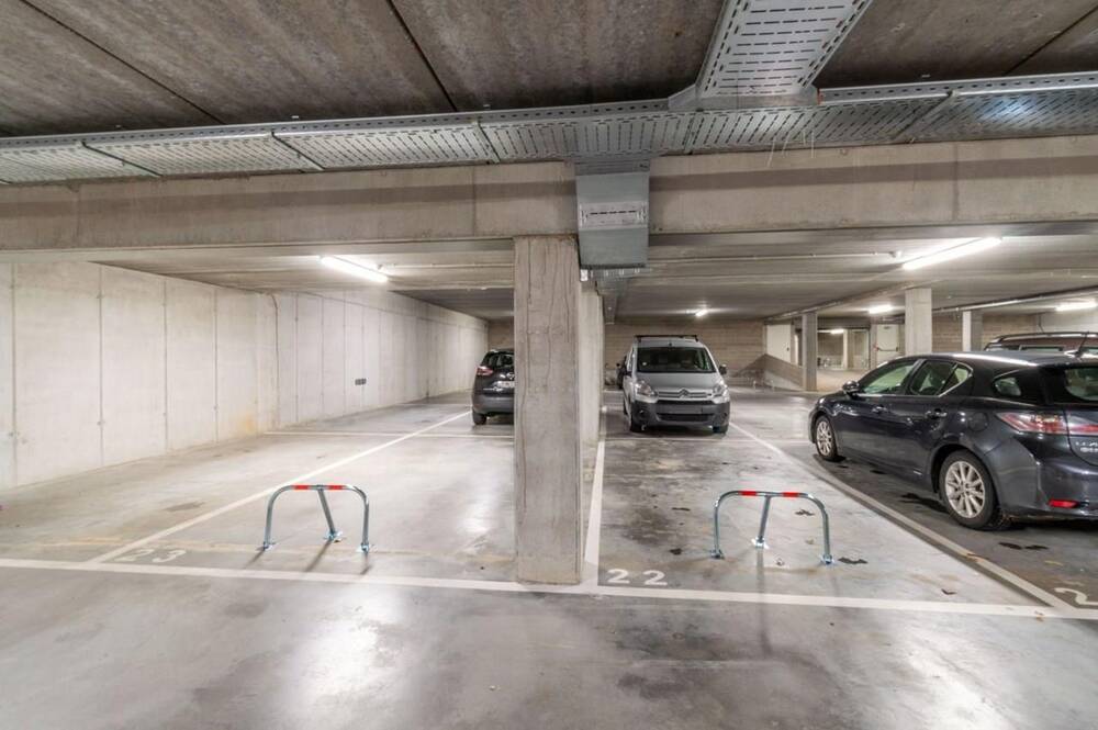 Parking / garage à vendre à Halle 1500 29500.00€  chambres m² - Annonce 21647