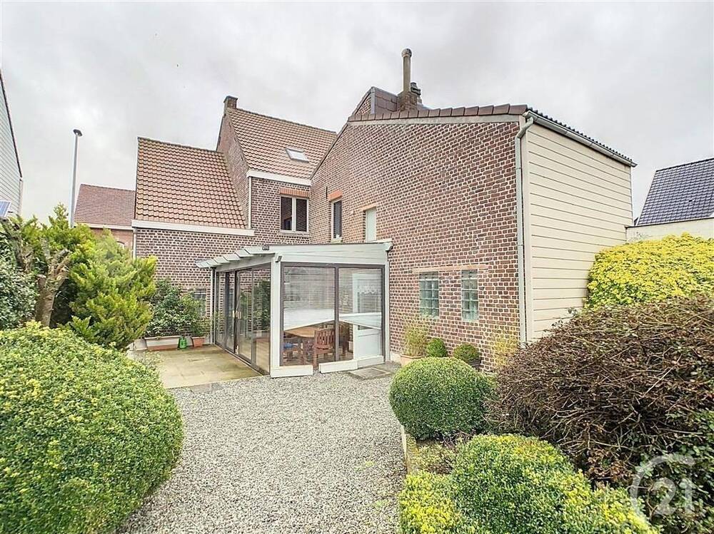 Huis te  koop in Gooik 1755 298000.00€ 3 slaapkamers 156.00m² - Zoekertje 74254