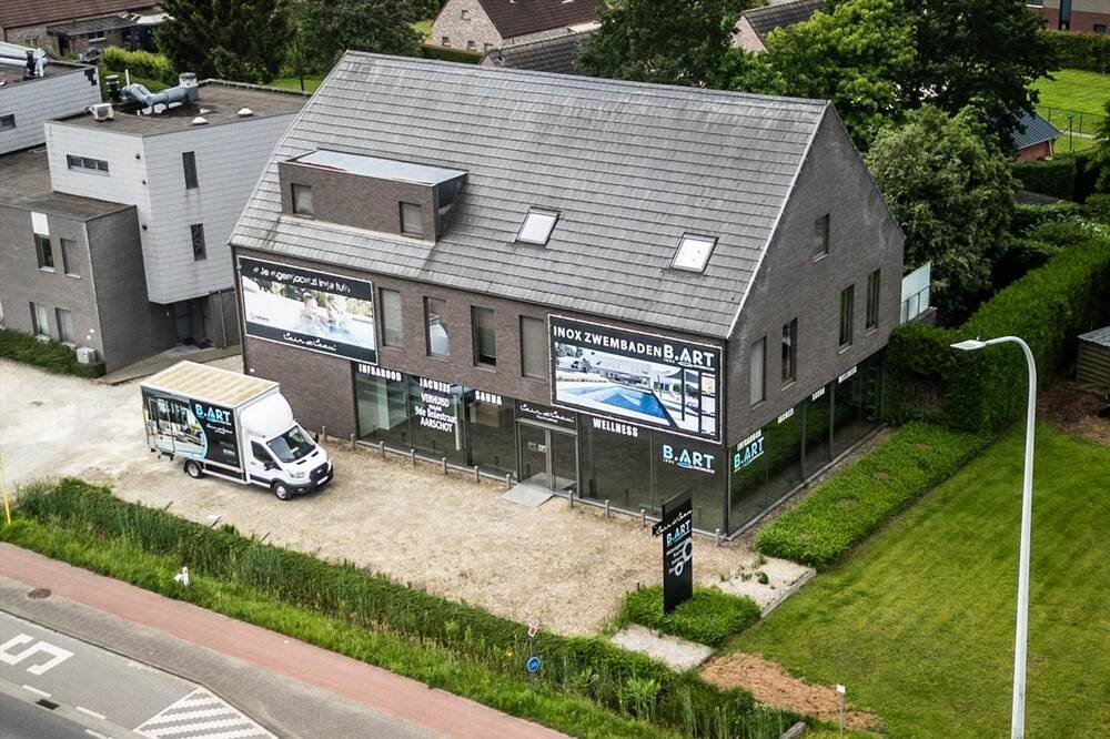 Commerce à vendre à Begijnendijk 3130 535000.00€  chambres 300.00m² - Annonce 116143