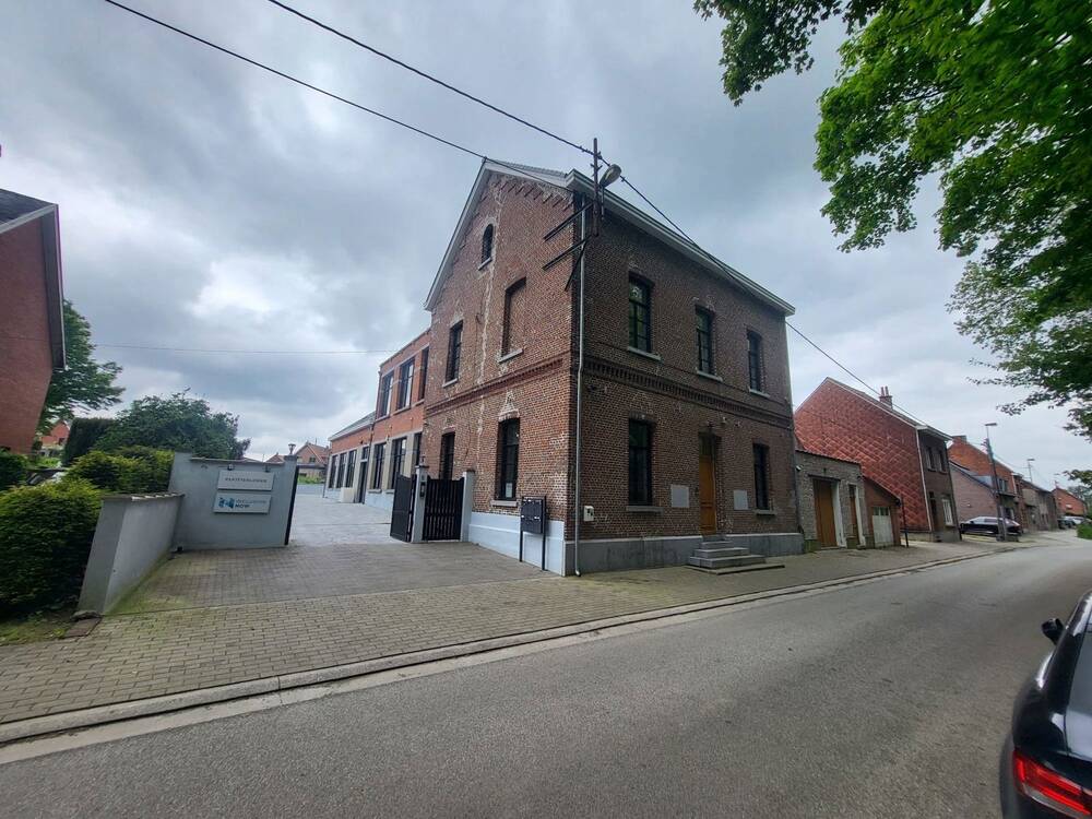 Commerce à louer à Wolvertem 1861 850.00€  chambres 50.00m² - Annonce 136426