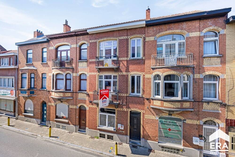 Huis te  koop in Strombeek-Bever 1853 395000.00€ 5 slaapkamers 200.00m² - Zoekertje 145501