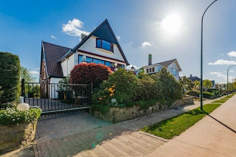 Maison à vendre à Wezembeek-Oppem 1970 925000.00€ 4 chambres 420.00m² - Annonce 152050