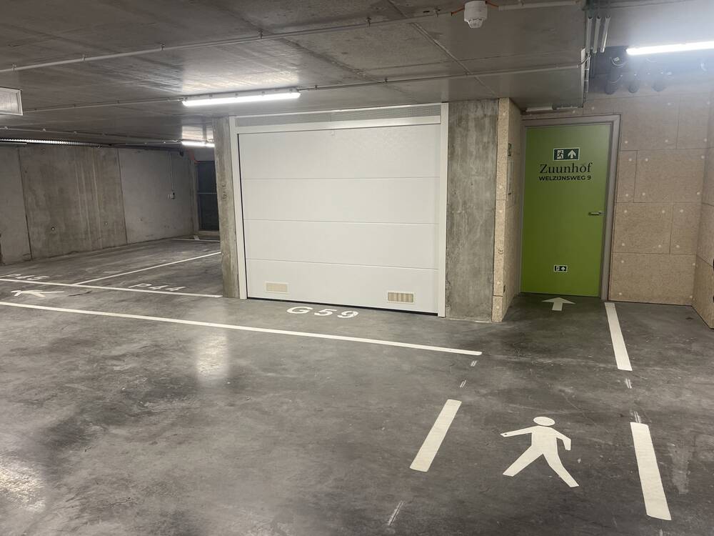 Parking / garage à vendre à Leeuw-Saint-Pierre 1600 33000.00€  chambres m² - Annonce 159889