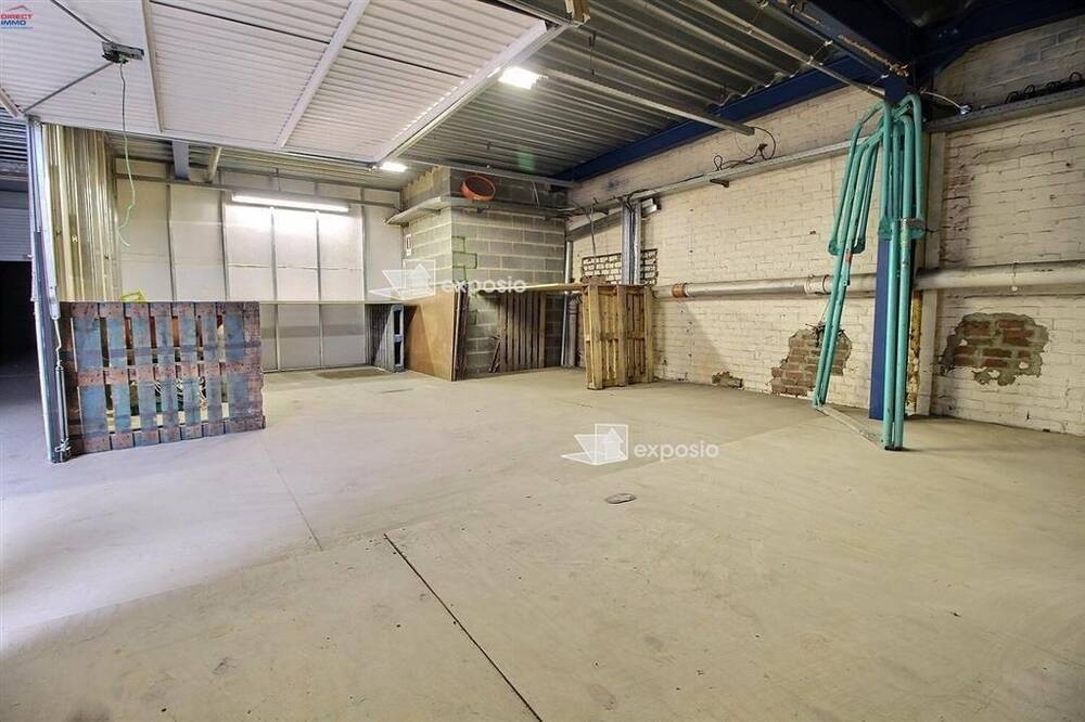 Parking / garage à louer à Ruisbroek 1601 420.00€  chambres 55.00m² - Annonce 189708