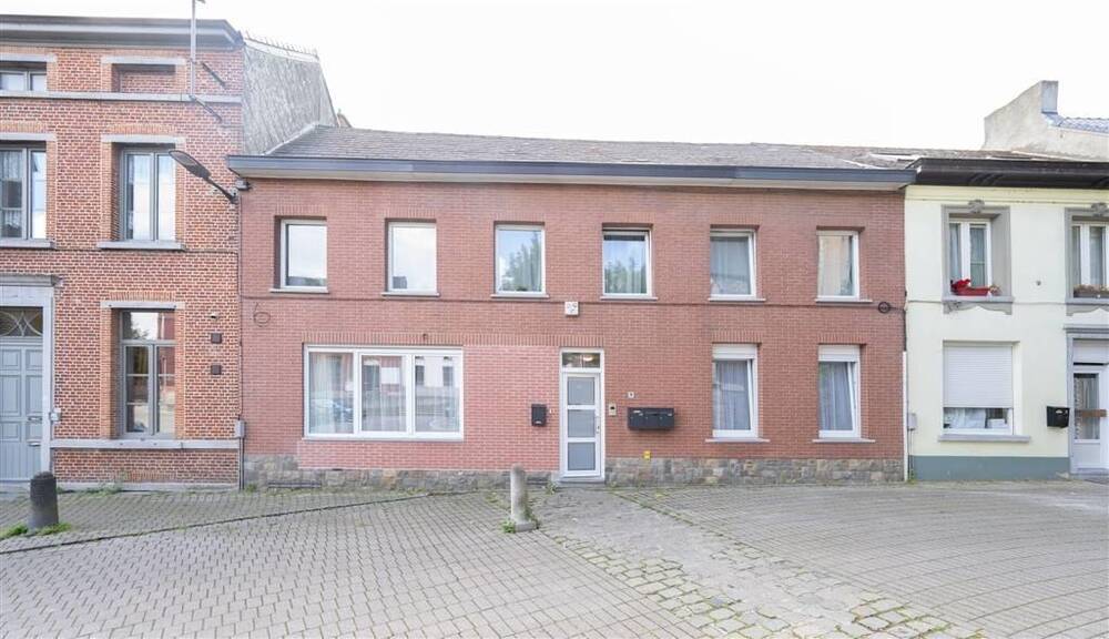 Appartementsgebouw te  koop in Lembeek 1502 770000.00€ 6 slaapkamers 280.00m² - Zoekertje 177064