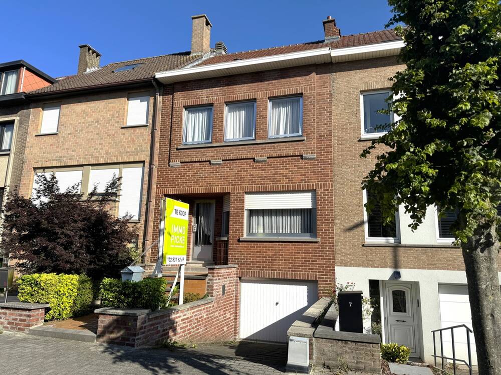 Huis te  koop in Sint-Pieters-Leeuw 1600 345000.00€ 2 slaapkamers 183.74m² - Zoekertje 183081