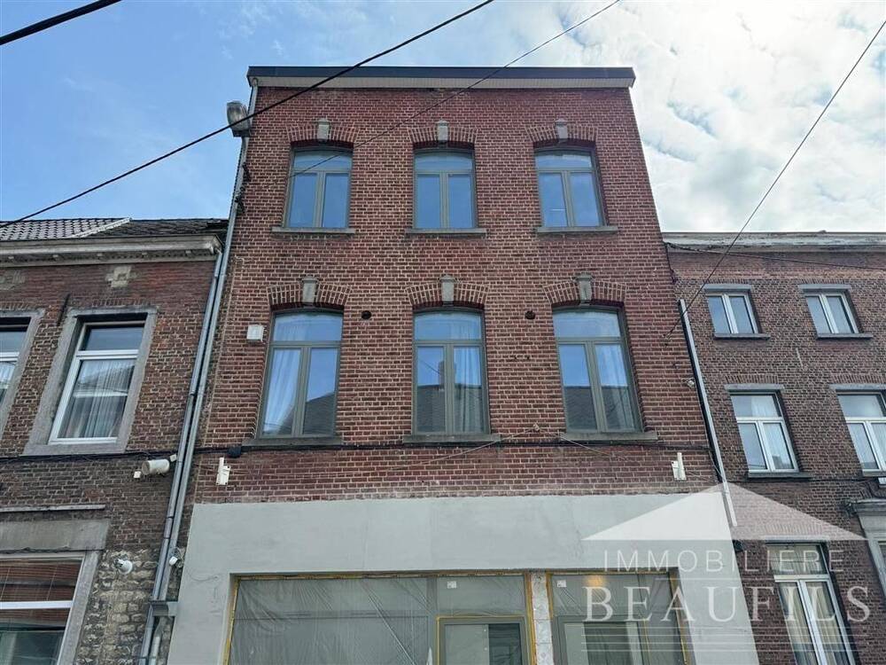 Appartement à  à Nivelles 1400 1800.00€ 3 chambres 144.00m² - Annonce 191575