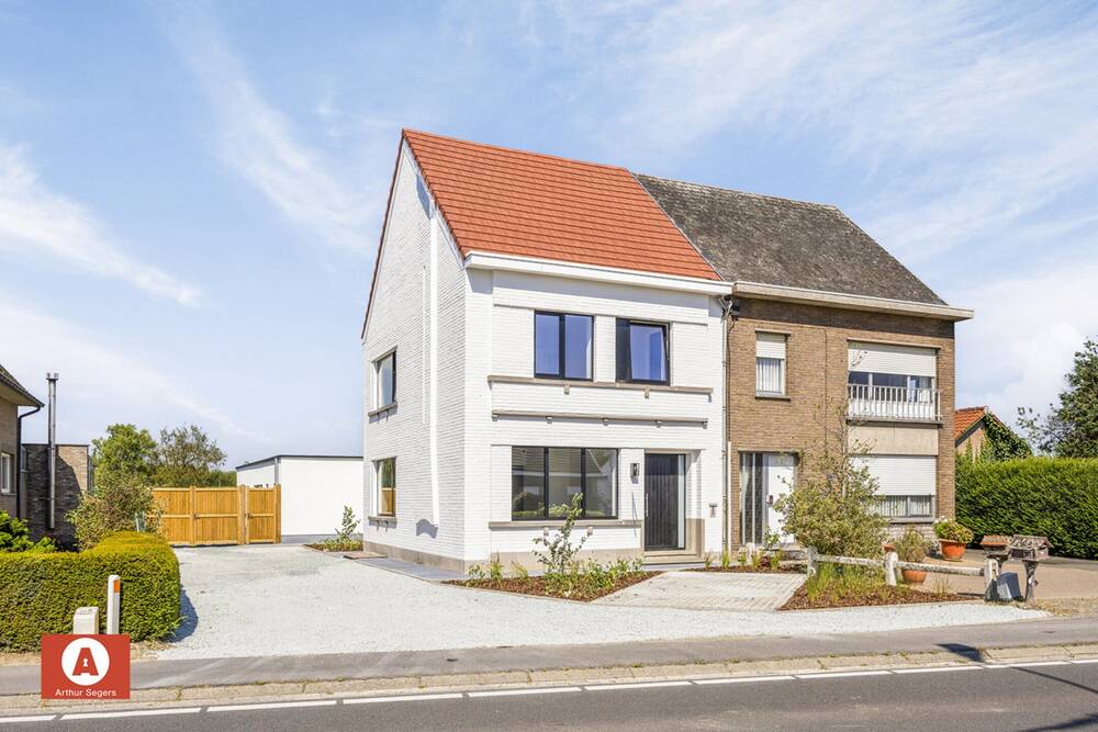 Huis te  koop in Opwijk 1745 649000.00€ 3 slaapkamers 272.00m² - Zoekertje 204647