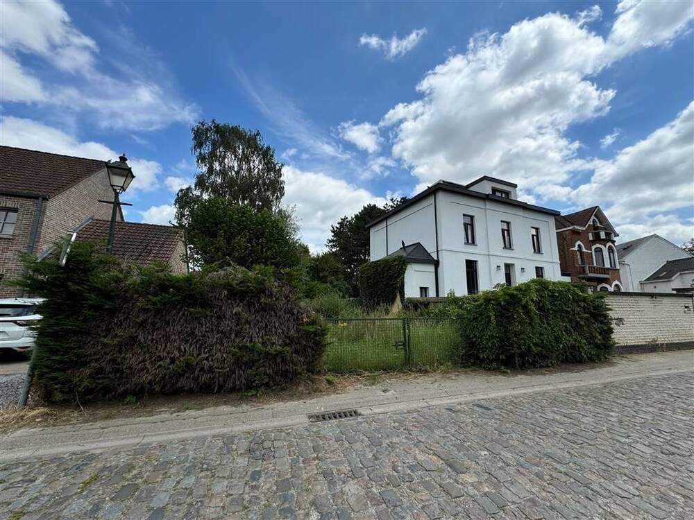 Grond te  koop in Graven 1390 165000.00€  slaapkamers m² - Zoekertje 209677