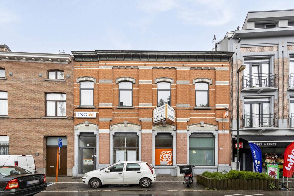 Huis te  koop in Drogenbos 1620 575000.00€  slaapkamers 327.00m² - Zoekertje 212442