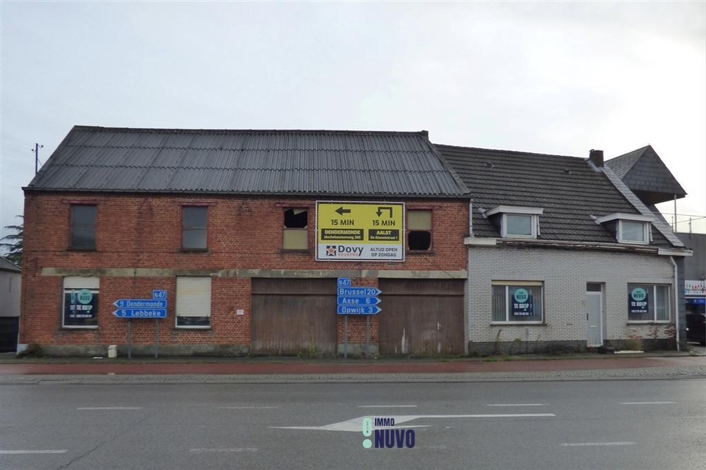 Huis te  koop in Opwijk 1745 311000.00€ 5 slaapkamers m² - Zoekertje 214046