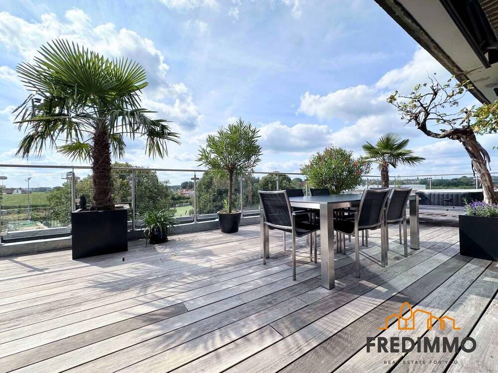 Penthouse te  koop in Dilbeek 1700 375000.00€ 2 slaapkamers 119.00m² - Zoekertje 228597