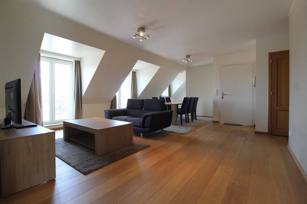 Appartement te  huur in Kraainem 1950 1700.00€ 2 slaapkamers 97.00m² - Zoekertje 244032