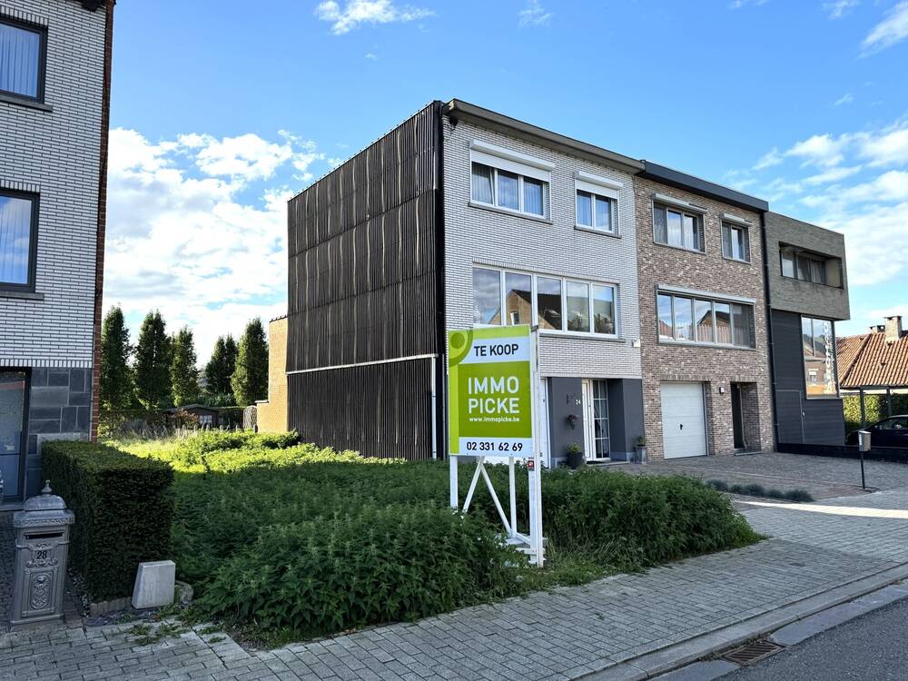 Terrain à vendre à Halle 1500 149000.00€  chambres m² - Annonce 250958