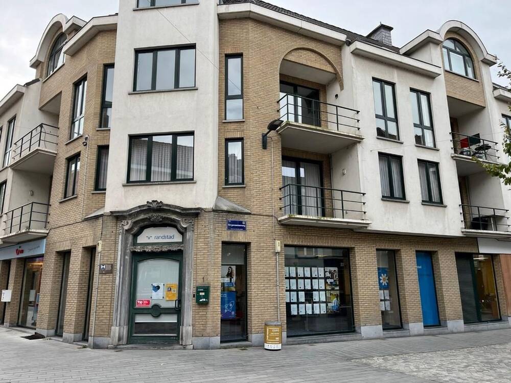 Appartement te  huur in Hal 1500 1050.00€ 2 slaapkamers m² - Zoekertje 251496