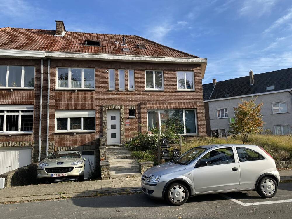 Appartement te  koop in Huizingen 1654 185000.00€ 1 slaapkamers 80.00m² - Zoekertje 254282