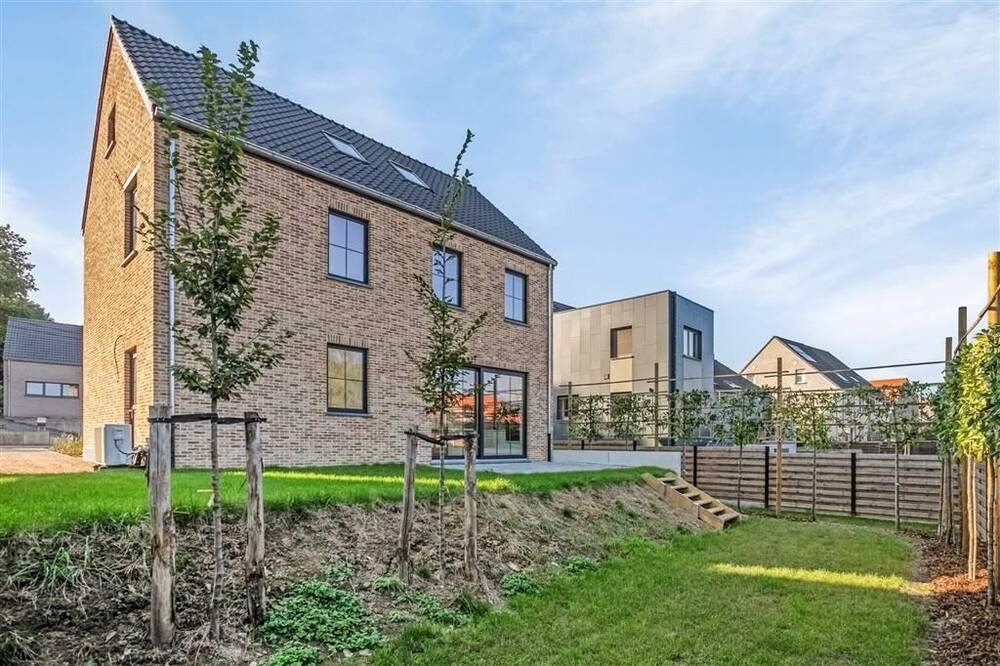 Huis te  koop in Huldenberg 3040 635000.00€ 4 slaapkamers 185.00m² - Zoekertje 270955