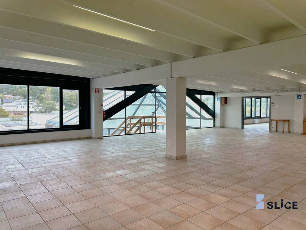 Commerce à louer à Braine-le-Château 1440 2000.00€  chambres 350.00m² - Annonce 288115