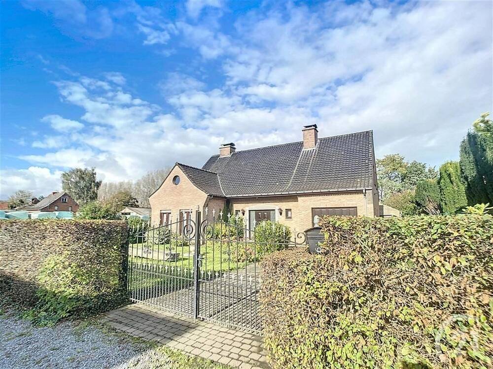 Huis te  koop in Tollembeek 1570 398000.00€ 3 slaapkamers 200.00m² - Zoekertje 288486