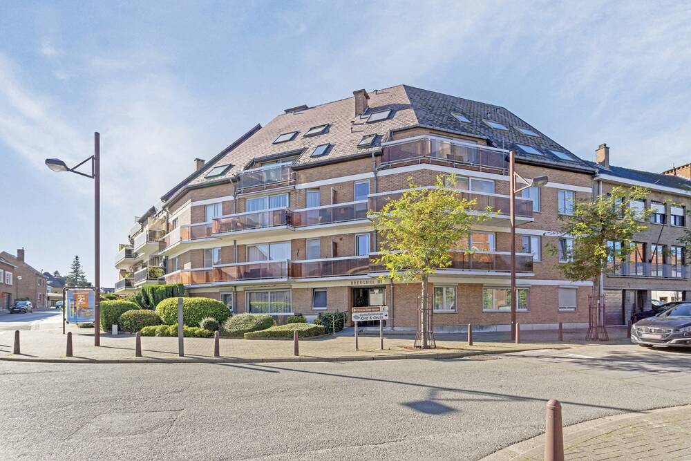 Appartement te  koop in Huizingen 1654 218000.00€ 1 slaapkamers 85.00m² - Zoekertje 290796