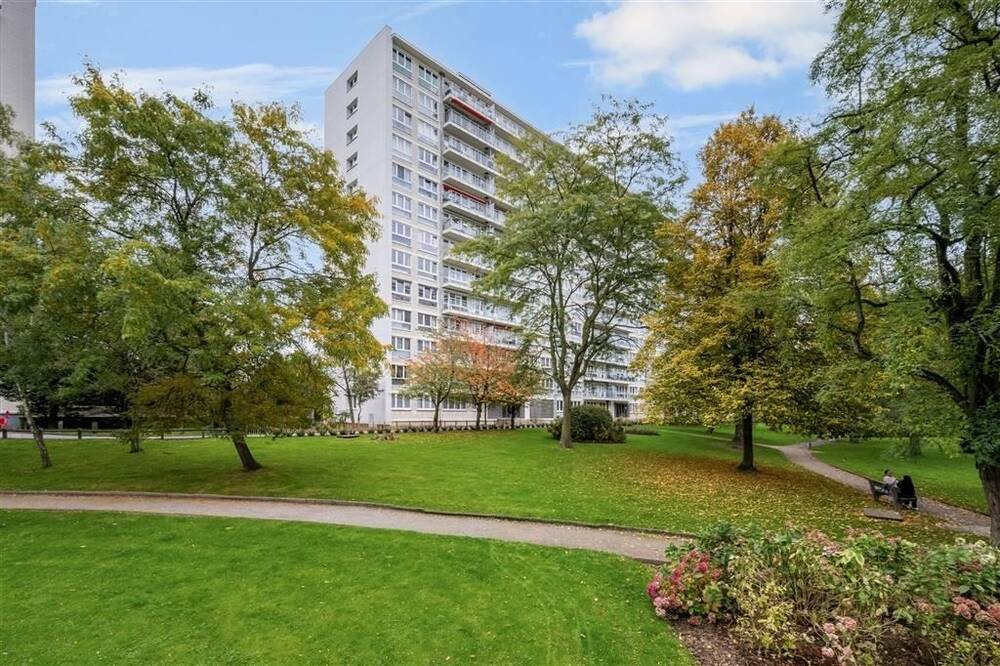 Appartement te  koop in Zellik 1731 119000.00€ 1 slaapkamers 55.00m² - Zoekertje 292964