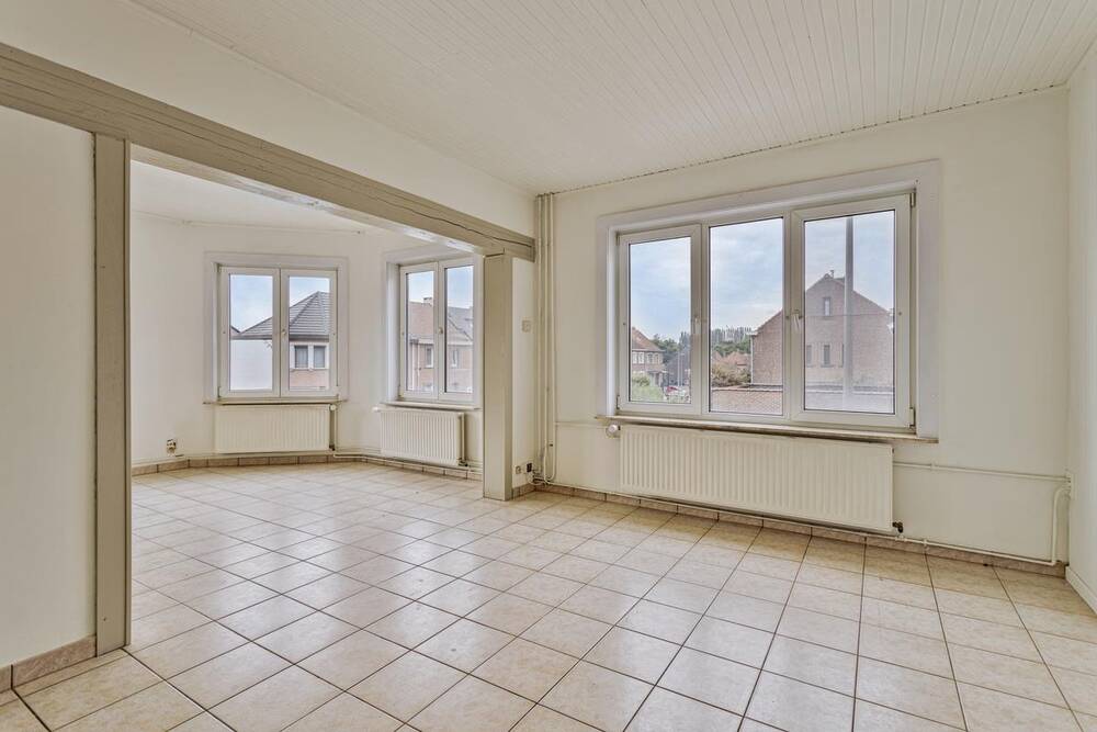 Huis te  koop in Vilvoorde 1800 369000.00€ 4 slaapkamers 230.00m² - Zoekertje 295541