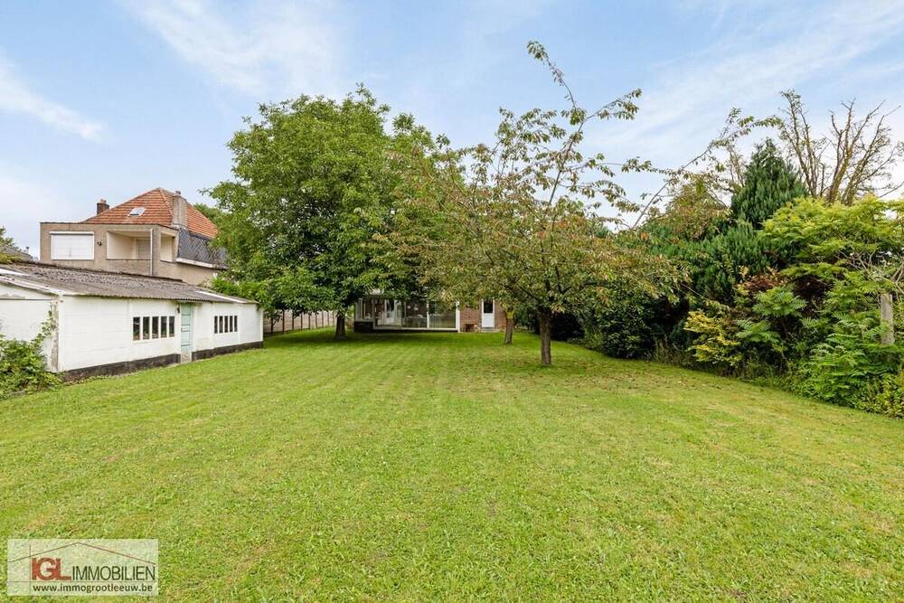 Huis te  in Anderlecht 1070 695000.00€ 4 slaapkamers 220.00m² - Zoekertje 296341