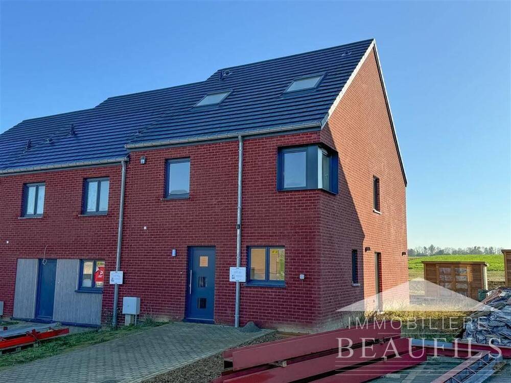 Huis te  huur in Nijvel 1400 1750.00€ 4 slaapkamers 176.00m² - Zoekertje 297882