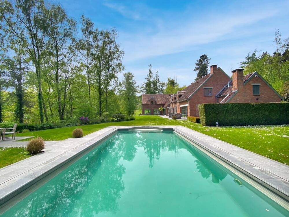 Maison à vendre à Grez-Doiceau 1390 1850000.00€ 2 chambres 700.00m² - Annonce 299075