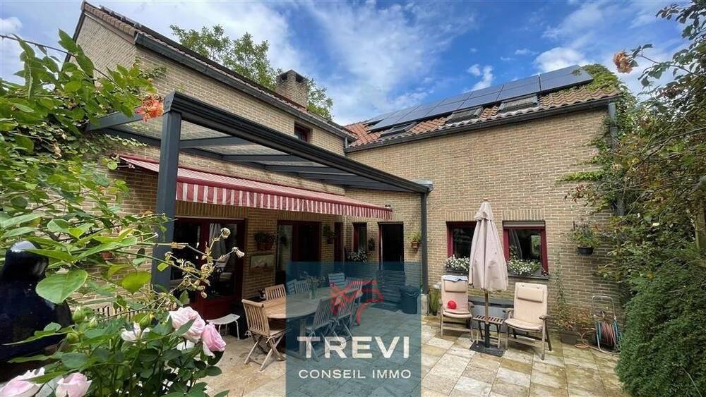 Maison à vendre à Braine-l'Alleud 1420 690000.00€ 5 chambres 300.00m² - Annonce 299651