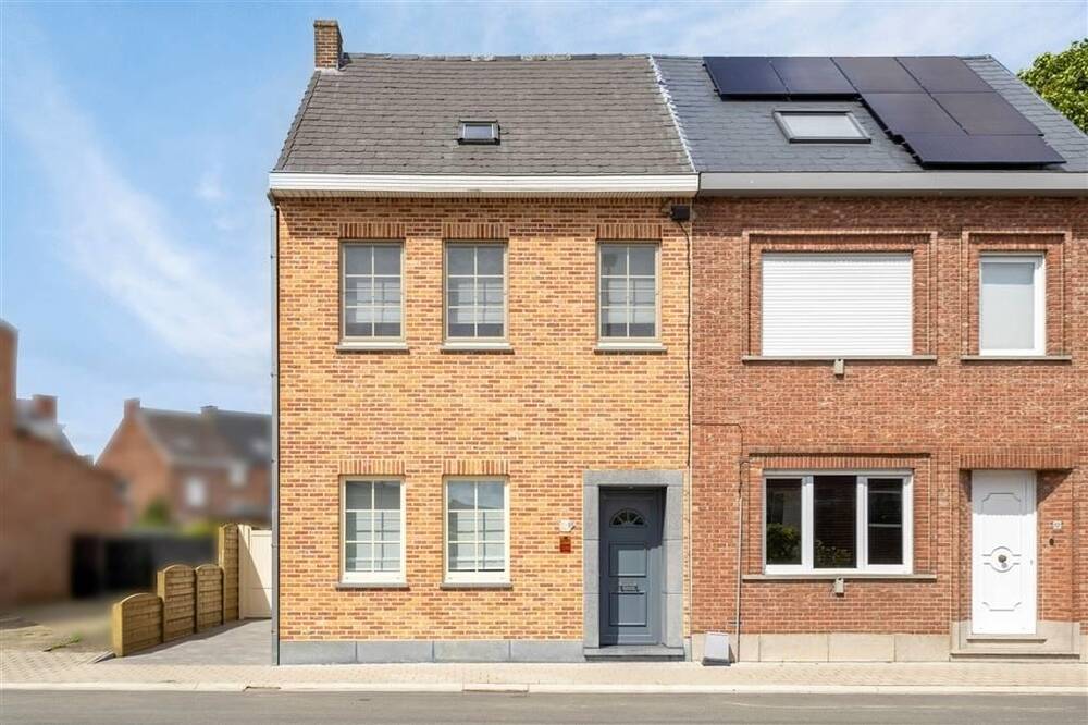 Huis te  koop in Kapelle-op-den-Bos 1880 375000.00€ 3 slaapkamers 150.00m² - Zoekertje 300166