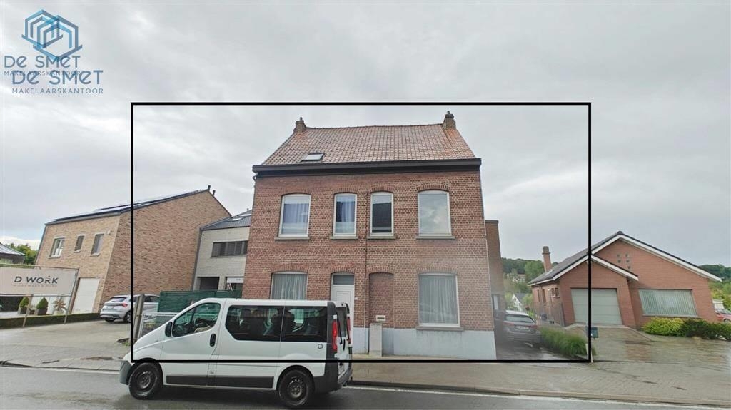 Huis te  koop in Dworp 1653 550000.00€ 8 slaapkamers 850.00m² - Zoekertje 307085