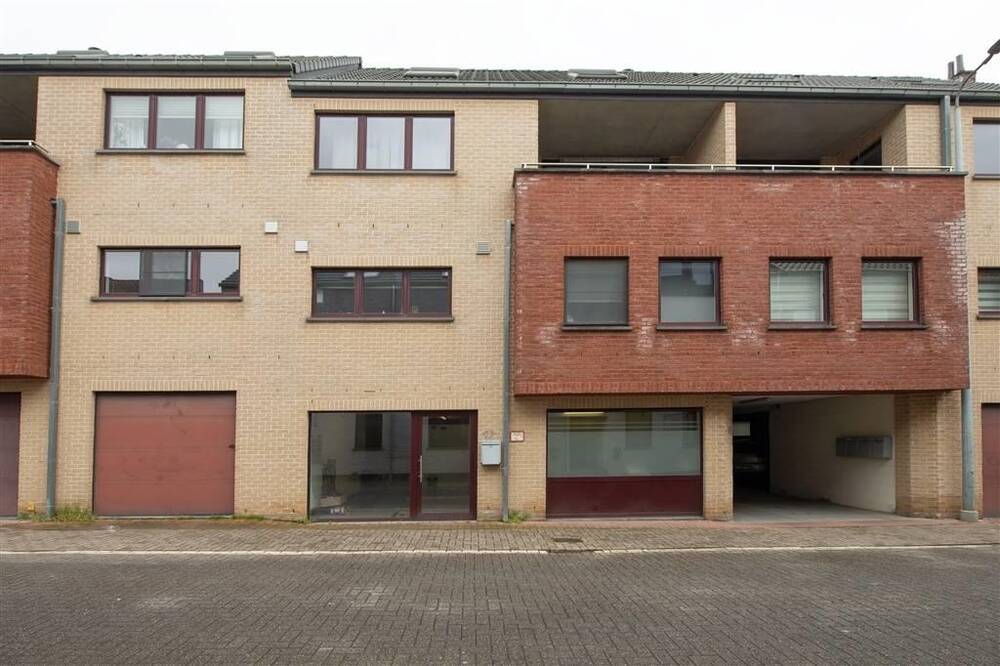 Handelszaak te  koop in Lembeek 1502 110000.00€  slaapkamers 130.00m² - Zoekertje 310717