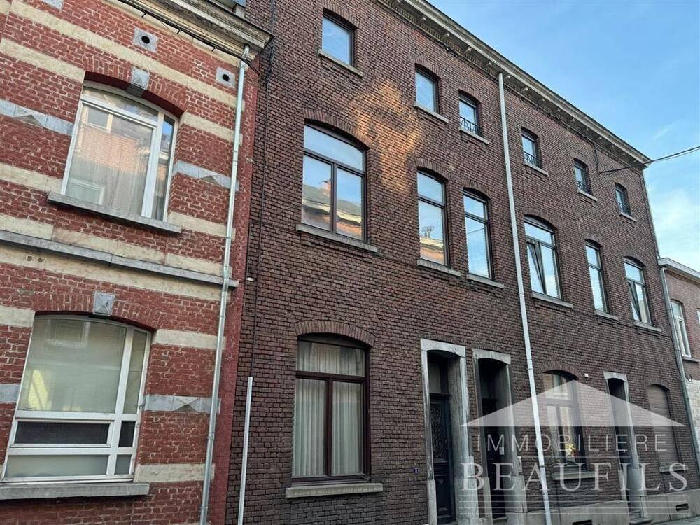 Maison à  à Nivelles 1400 1350.00€ 3 chambres 214.00m² - Annonce 311430