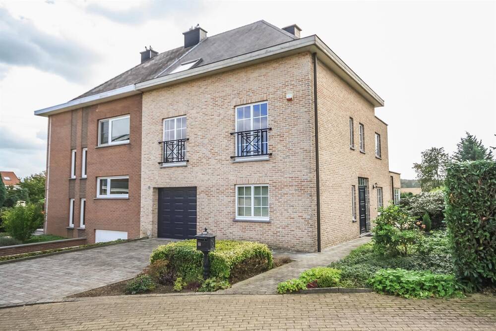 Huis te  huur in Kortenberg 3070 2200.00€ 4 slaapkamers 264.00m² - Zoekertje 375226